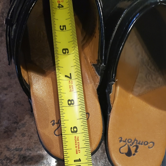 ** SOLD ** Leather/suede clogs/mules - I Love Comfort " Suzanne" - fit big - EUC - Picture 8 of 10
